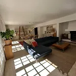 Maison Familiale A La *