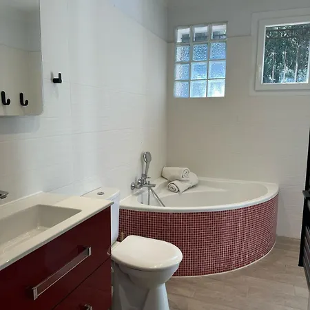 Maison Familiale A La 빌라